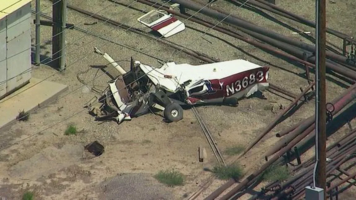 Un avion s-a prăbuşit în California. Cauza posibilă este o coliziune aeriană