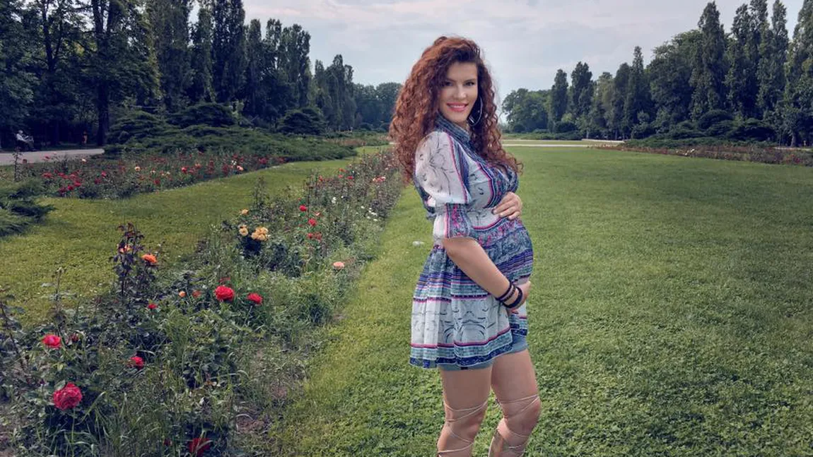 Cântăreaţa Andreea Dorobanţu e gravidă. A făcut anunţul abia acum, deşi are o burtică proeminentă GALERIE FOTO