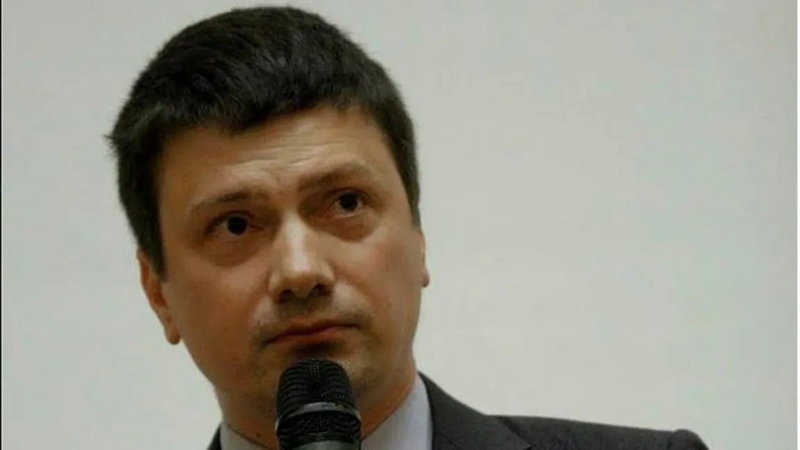 Ministrul demisionar al Culturii, Ionuţ Vulpescu: Nu am semnat moţiunea, însă îmi voi face datoria faţă de partid