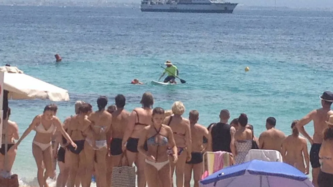 Un rechin a semănat panică printre turişti, în Mallorca. Plajele au fost evacuate de urgenţă FOTO