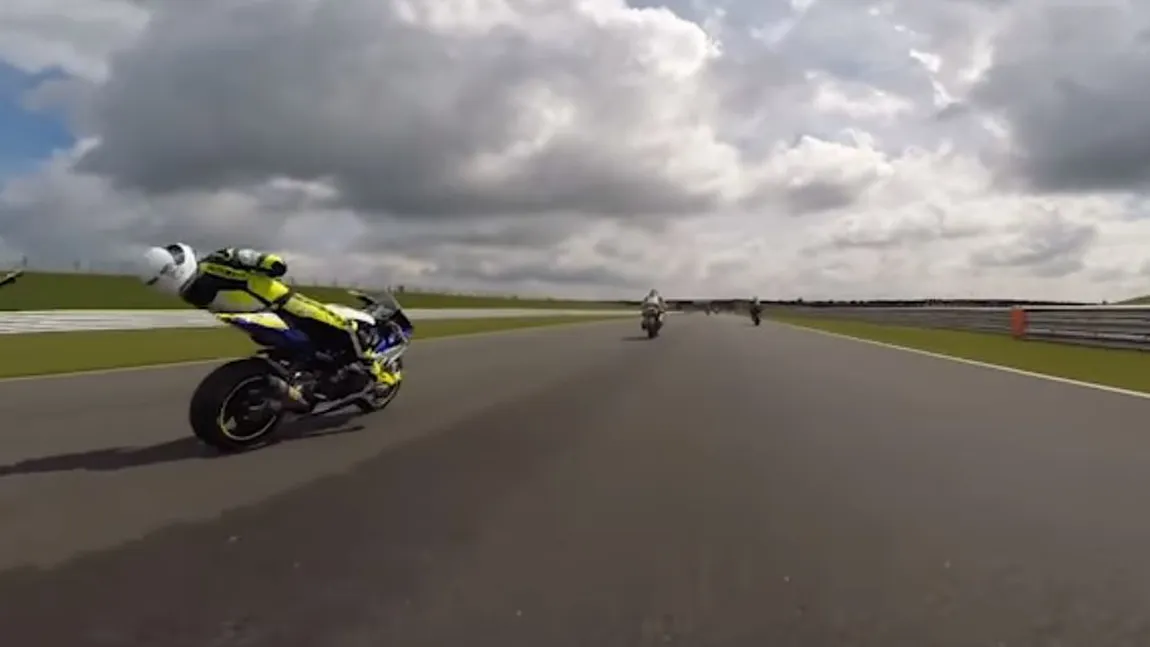 IMAGINI HORROR. Accident pe circuit la 230 km pe oră VIDEO