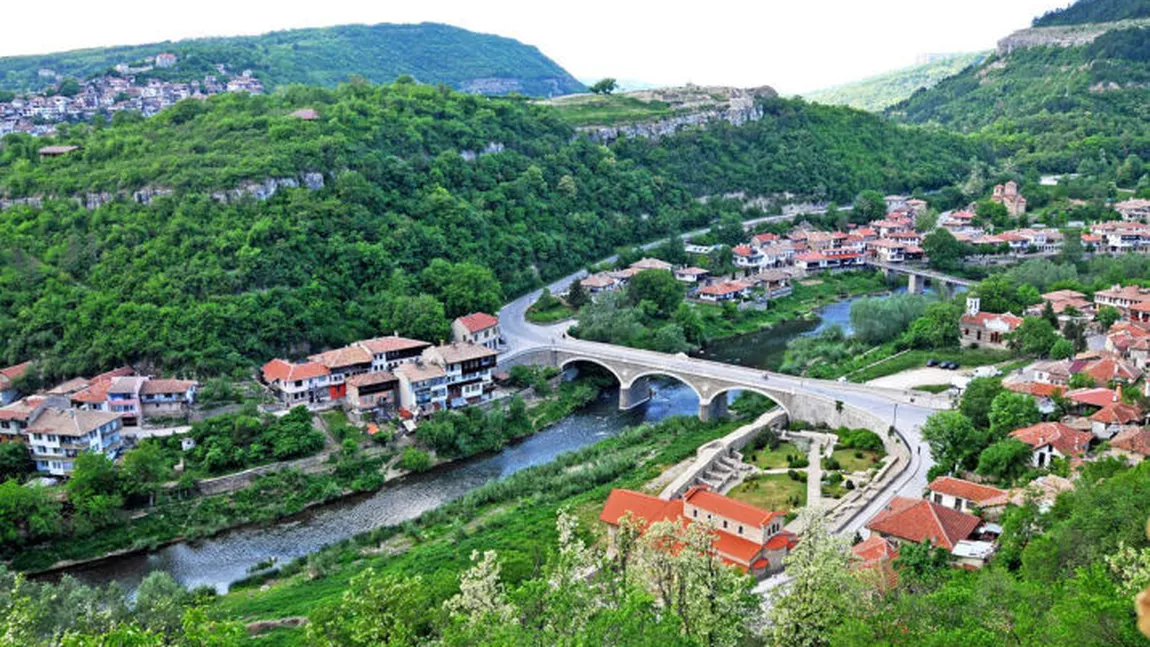 9 destinaţii de vacanţă recomandate pentru luna august