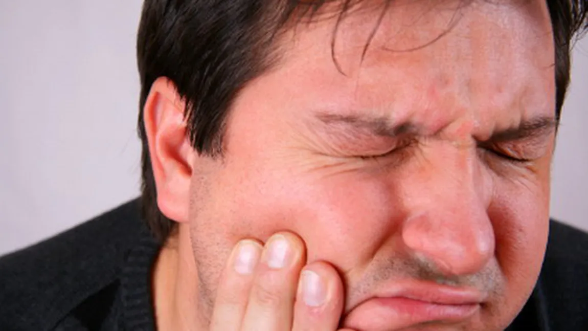 Ce să faci când te doare măseaua. Cele mai bune remedii naturale pentru durerile de dinţi