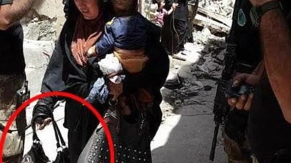 O islamistă sinucigaşă s-a detonat cu bebeluşul ei, în Mosul