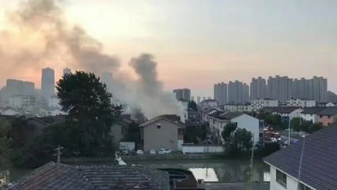 Tragedie în China: Un incendiu izbucnit într-o clădire cu două etaje a făcut cel puţin 22 de morţi