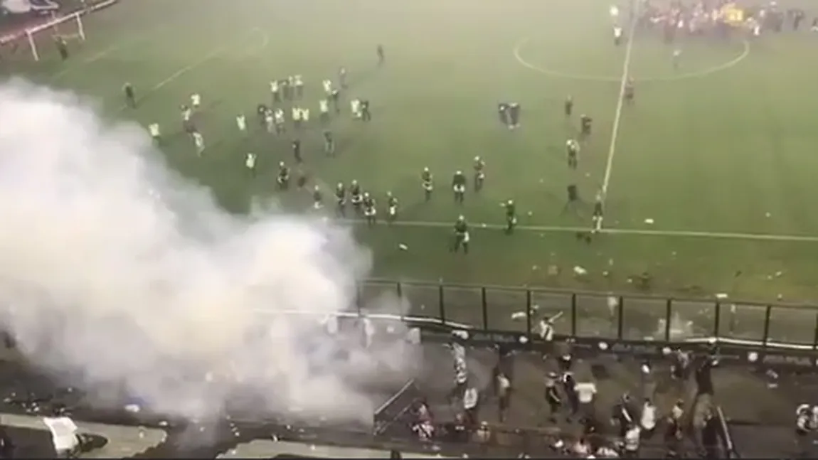 Focuri de armă în timpul meciului Vasco da Gama-Flamengo. Un tânăr de 27 de ani a fost împuşcat în piept, alţi suporteri au fost răniţi