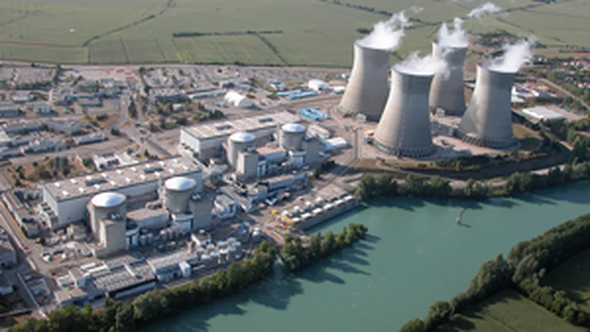 Franţa închide 17 reactoare nucleare