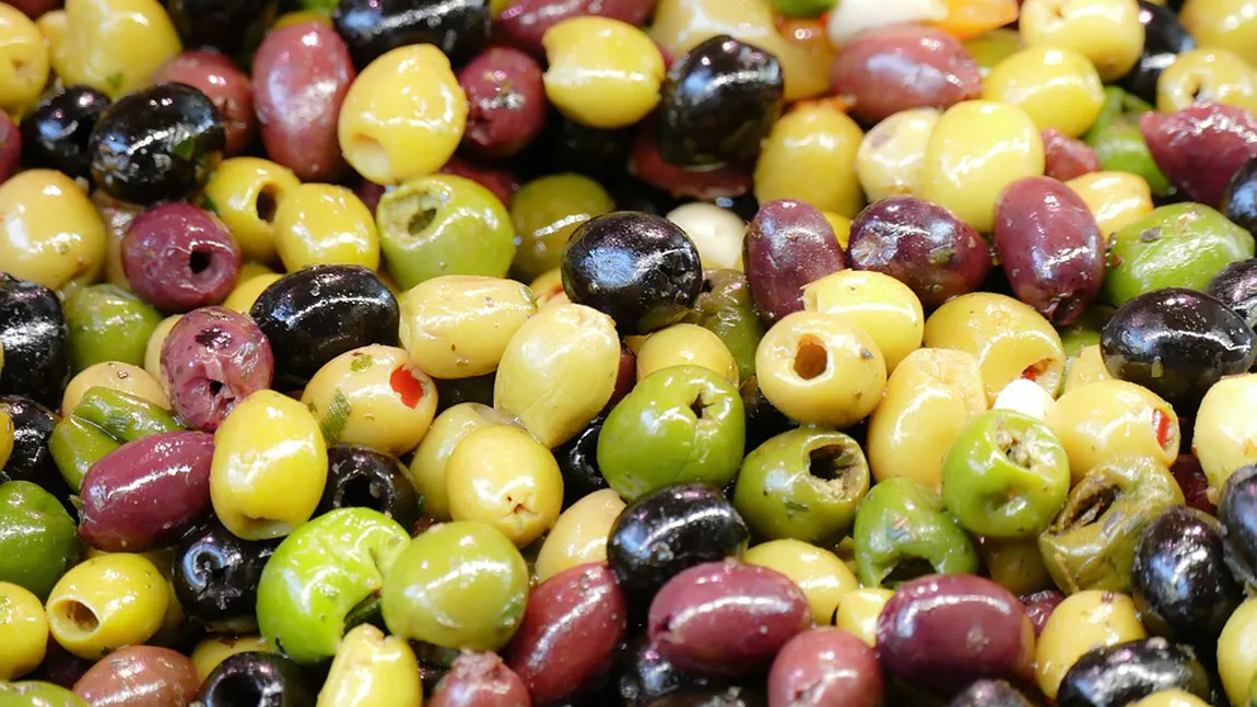 Sunt mai SĂNĂTOASE măslinele verzi sau negre? Mihaela Bilic: Ca un mic secret, consumaţi măslinele...