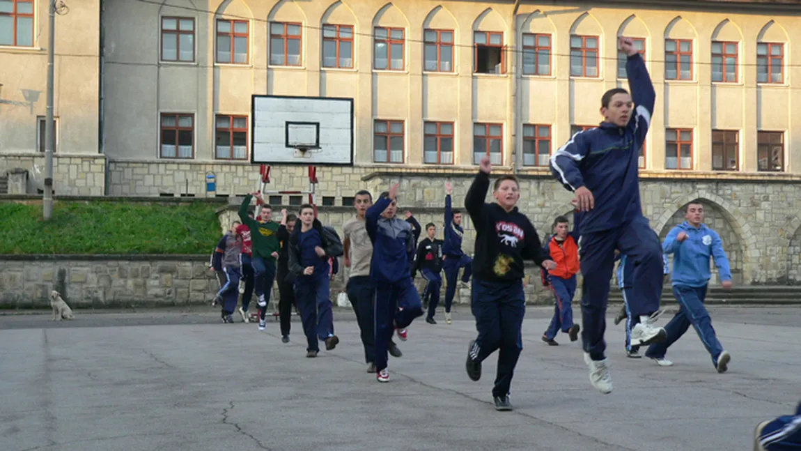 Liviu Pop: Imaginea orei de Sport trebuie regândită. Acum, ora de Educaţie Fizică e văzută ca un atac la persoană