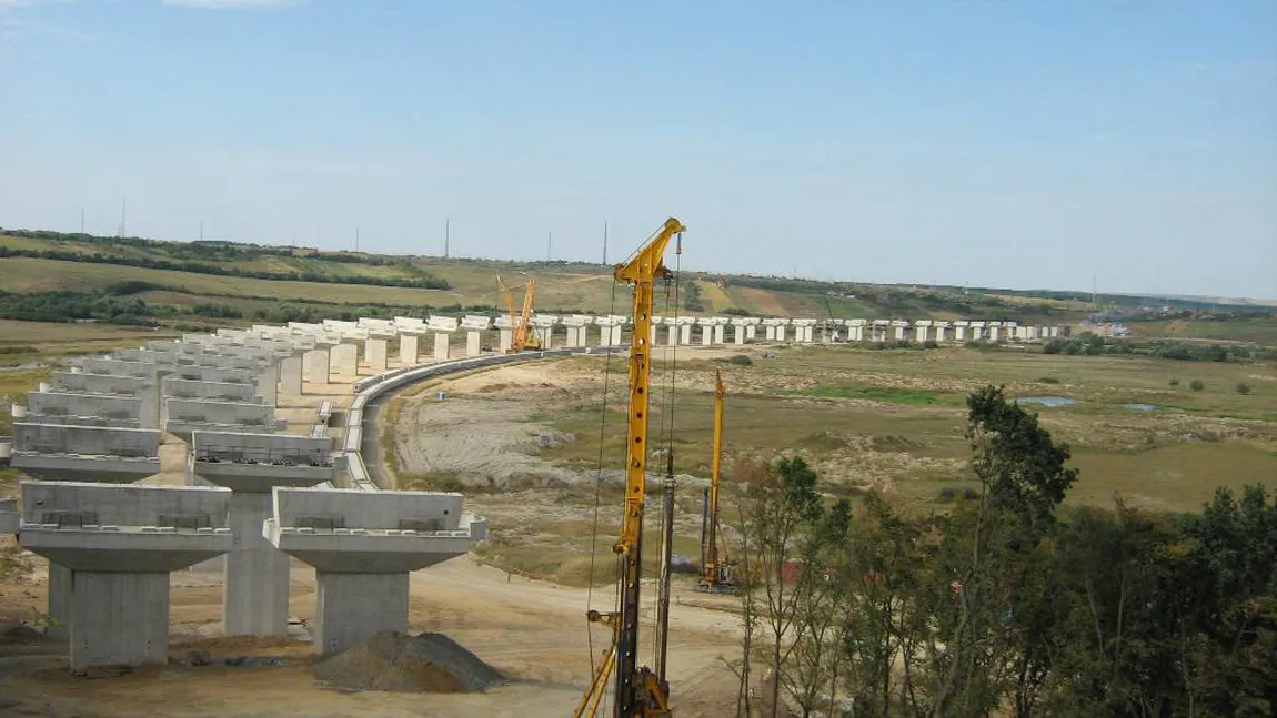 Contract de peste 215 milioane euro pentru autostrada Suplacu de Barcău- Borş. Documentaţia, trimisă la SEAP