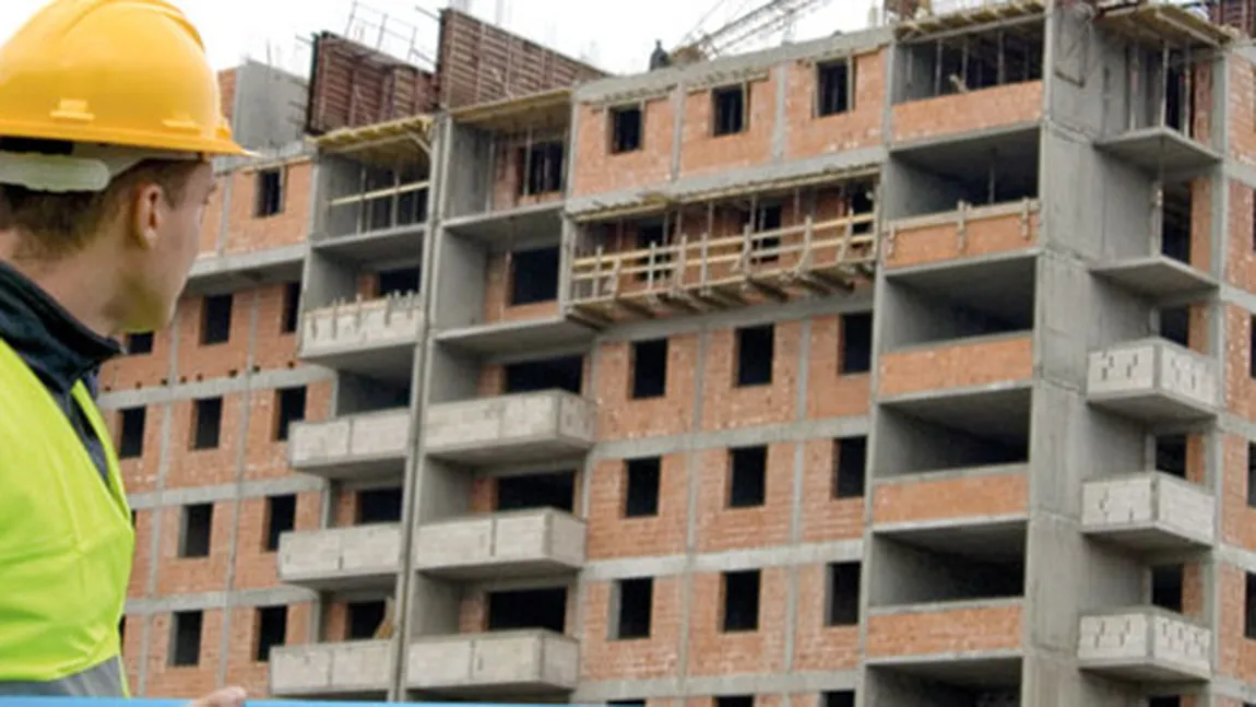 INS: Sectorul construcţiilor a scăzut în septembrie cu 14,5%. Construcţia de locuinţe, singurul segment în creştere