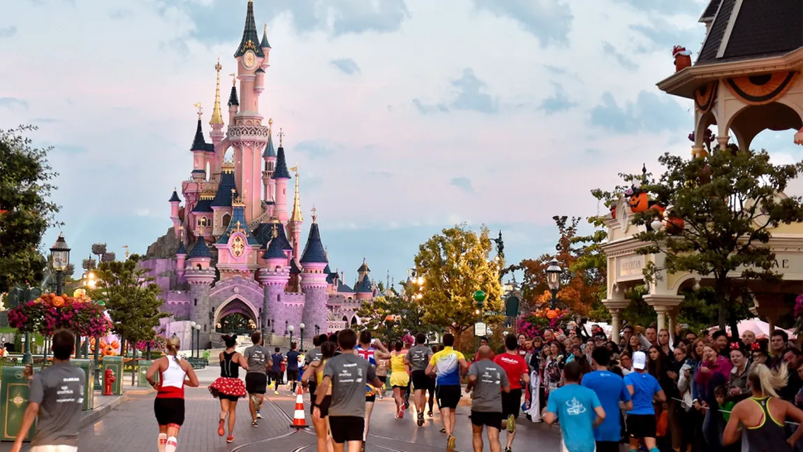 Romi din România, condamnaţi la închisoare în Franţa după ce şi-au trimis copiii să fure la Disneyland Paris