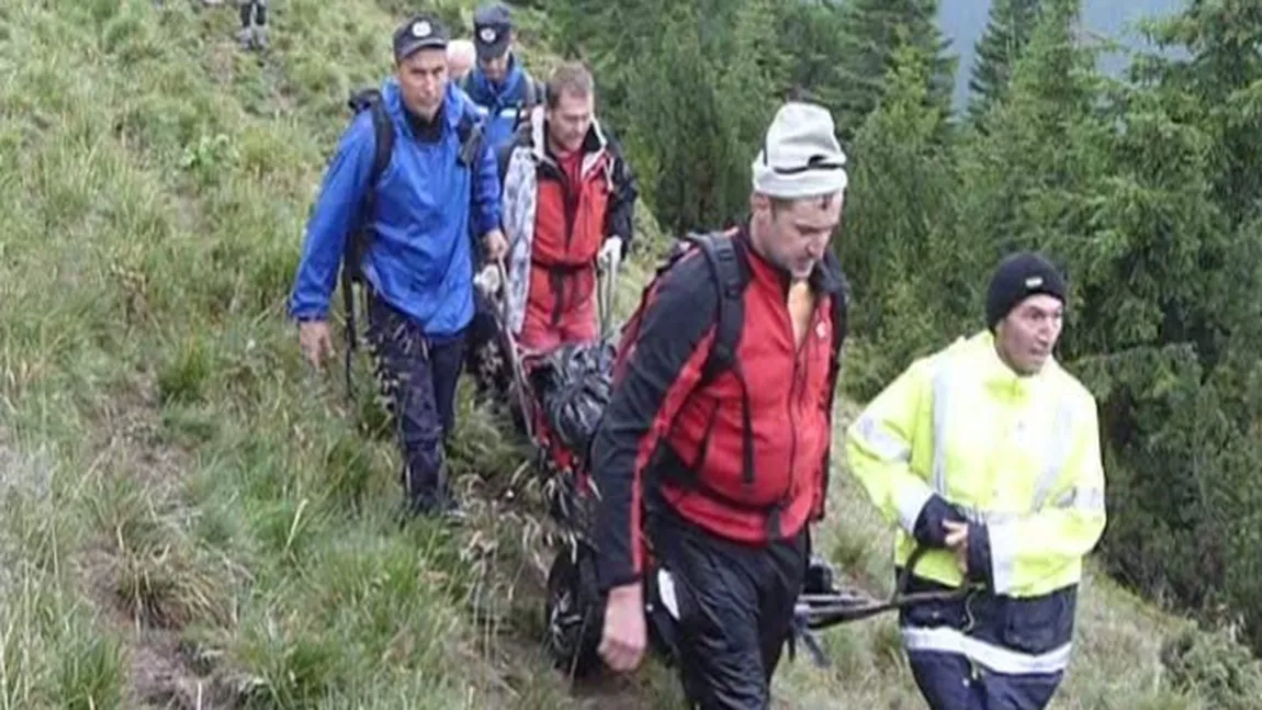 Turişti belgieni, blocaţi într-o zonă periculoasă şi greu accesibilă din Munţii Făgăraş