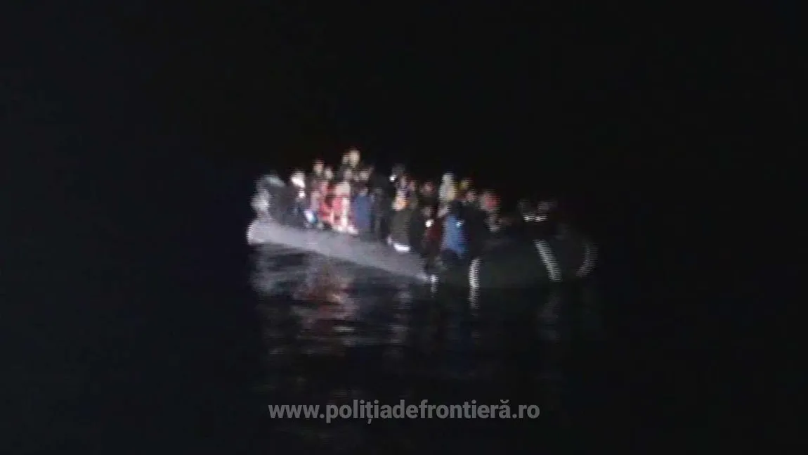 Peste 70 de migranţi salvaţi din apele Mării Egee de poliţiştii de frontieră români