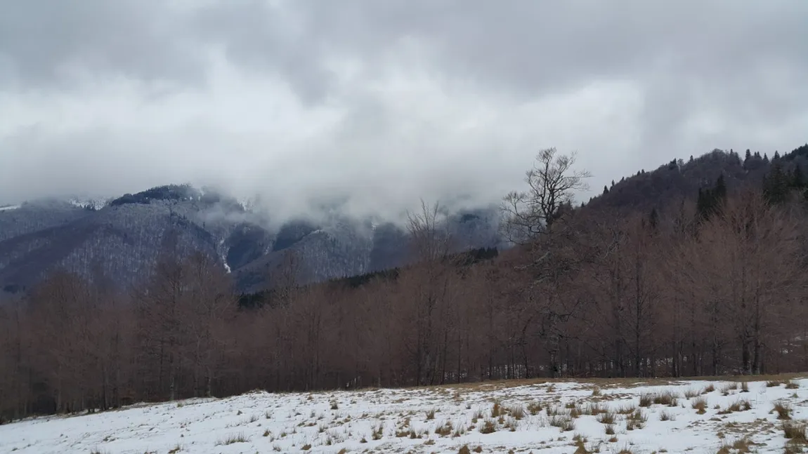 Turistul dispărut pe munte în timp ce participa la un concurs de anduranţă, recuperat după patru ore de căutări