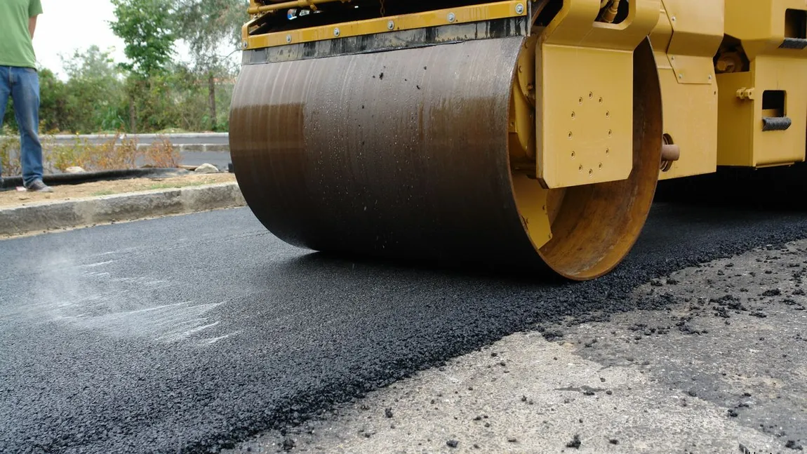 Taxa pe asfalt, ultima invenţie oltenească. Unde se colectează ciudatul impozit