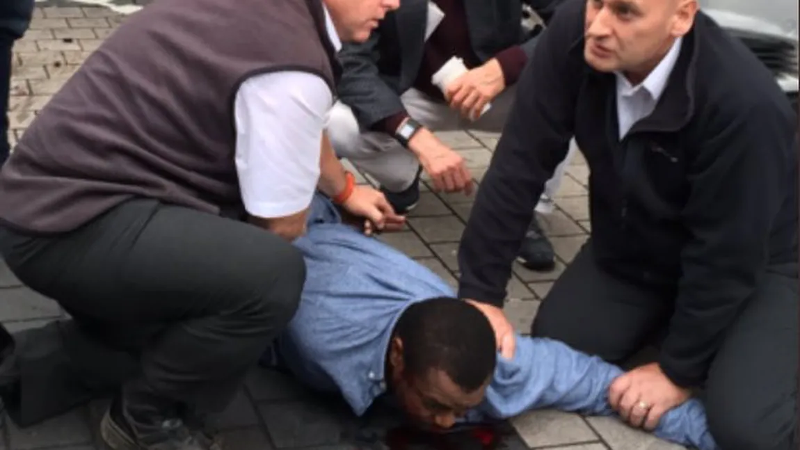 Atac la Londra. O maşină a intrat în pietoni, lângă Muzeul de Ştiinţe ale Naturii