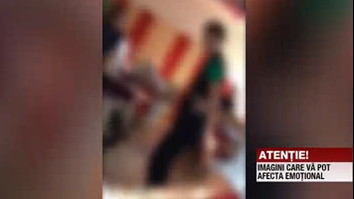 Bătaie între elevi de clasa a VI-a. Unul dintre ei a ajuns la spital cu traumatism cranio-cerebral VIDEO