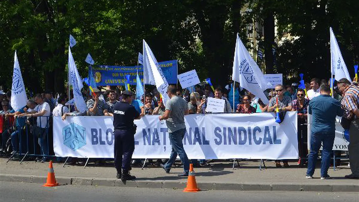 Noi proteste împotriva Guvernului pentru transferul contribuţiilor sociale de la angajatori la angajaţi