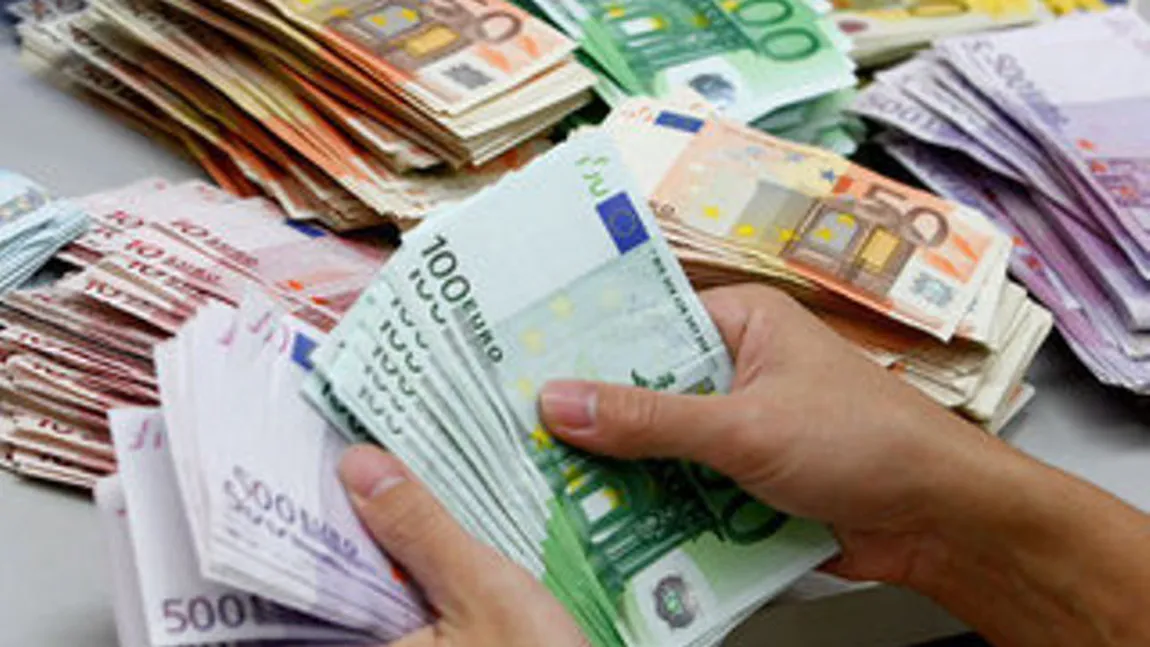 Cursul BNR 30 octombrie 2017: Euro coboară la 4,5974 lei