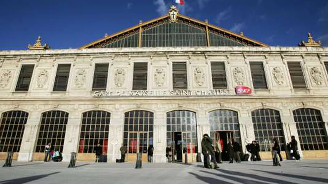 Atac în Franţa: Două persoane înjunghiate mortal în gara din Marsilia. Agresorul a fost împuşcat de poliție