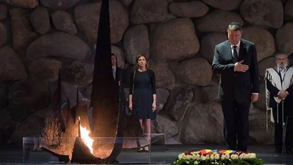 Klaus Iohannis: Onorarea victimelor Holocaustului este o dovadă că România îşi acceptă trecutul
