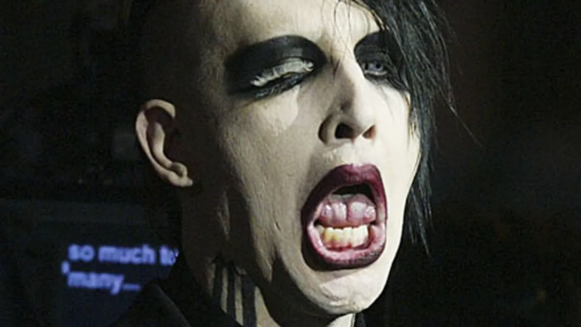 Rockerul Marilyn Manson şi-a anulat toate concertele
