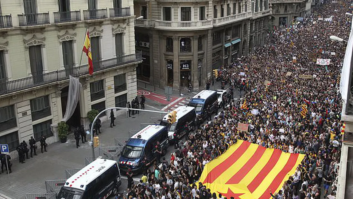 Guvernul spaniol vrea să organizeze alegeri regionale în Catalonia