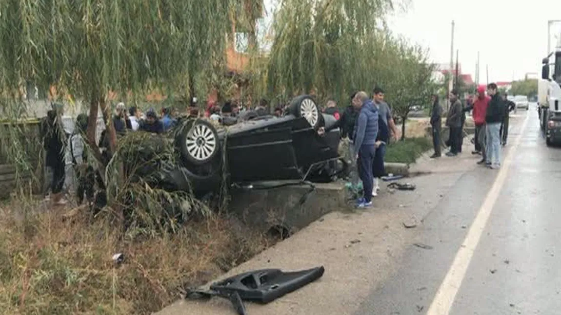 Accident grav în Teleorman, o maşină s-a răsturnat. Trei bărbaţi au fost răniţi