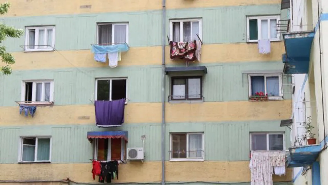 Atenţie unde vă uscaţi rufele. Riscaţi amenzi între 500 şi 1000 de lei