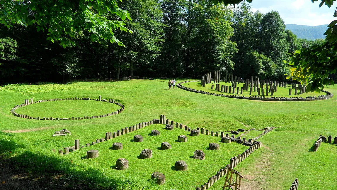 Cetatea Sarmizegetusa Regia se redeschide pentru vizitatori, dar accesul auto rămâne închis