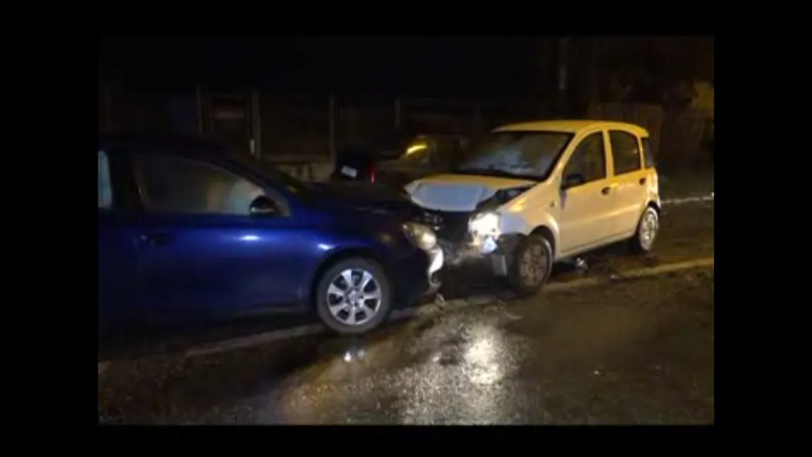 Accidente în lanţ în judeţul Argeş. Trei oameni au fost răniţi VIDEO