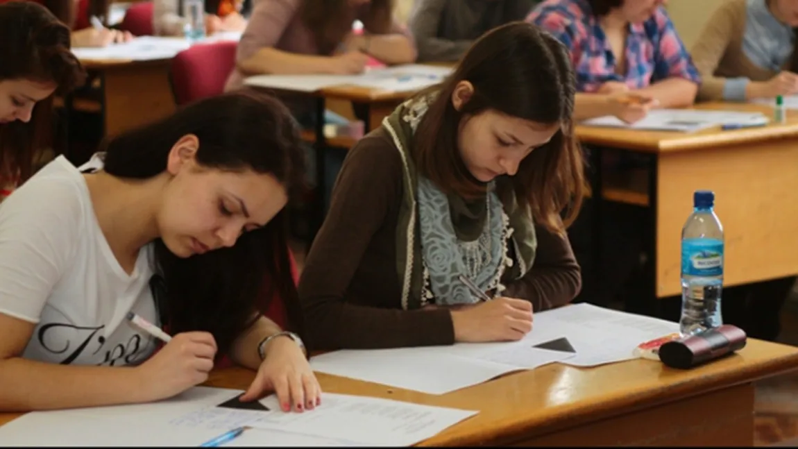 SIMULARE EVALUARE NAŢIONALĂ 2018. Elevii de clasa a VIII-a intră luni în focurile examenului de CAPACITATE