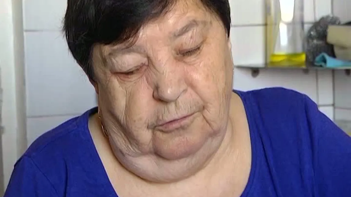 Nevăzătoare din naştere pusă pe drumuri pentru a demonstra că nu şi-a recuperat vederea