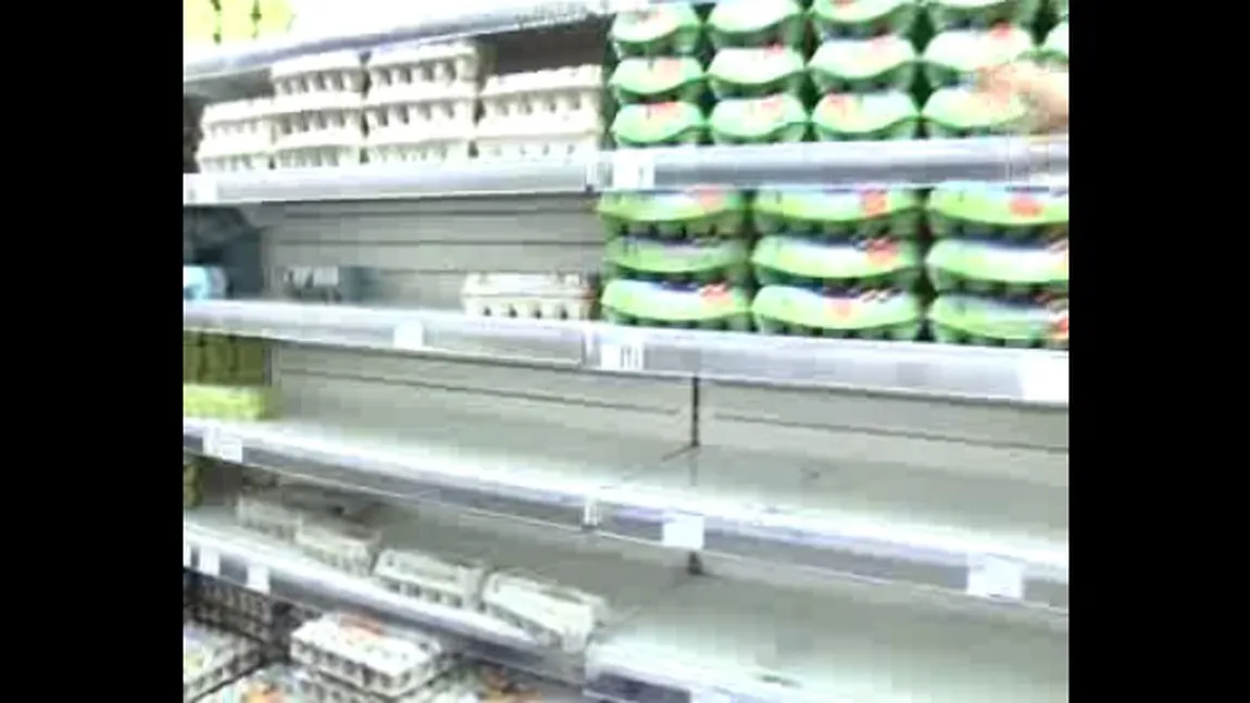 Lipsa ouălor, o problemă în magazine. Criza a dus la dublarea preţului acestor produse