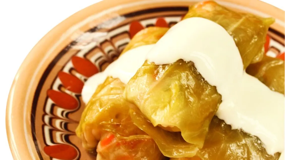 Reţetă delicioasă de sarmale. Iată ce TRUCURI foloseşte chef Scărlătescu