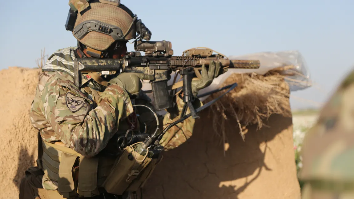 Carnagiu în Afganistan. Peste 30 de militari şi poliţişti au fost ucişi