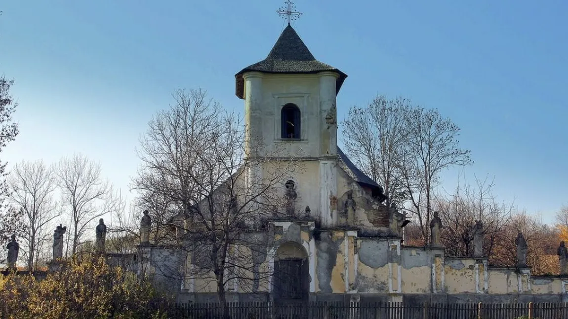 Botoşaniul se mândreşte cu un lăcaş de cult unic în Europa. De ce este aşa de specială biserica Adormirea Maicii Domnului FOTO