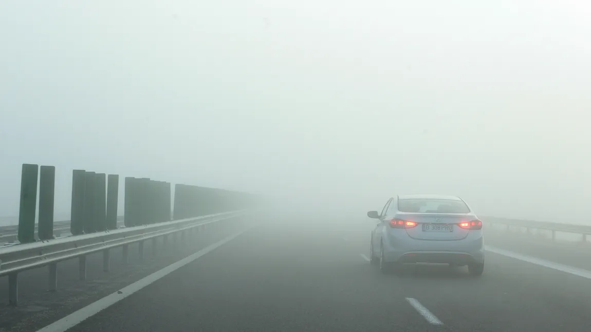 Trafic îngreunat pe Autostrada Bucureşti - Ploieşti din cauza ceţii dense