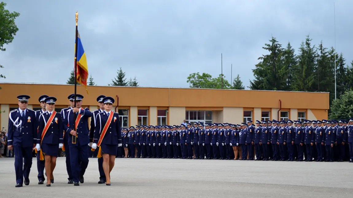 ADMITERE POLITIE: Mai mult de 7 candidaţi pe loc la şcolile de agenţi de poliţie. Examenul va avea loc în luna ianuarie