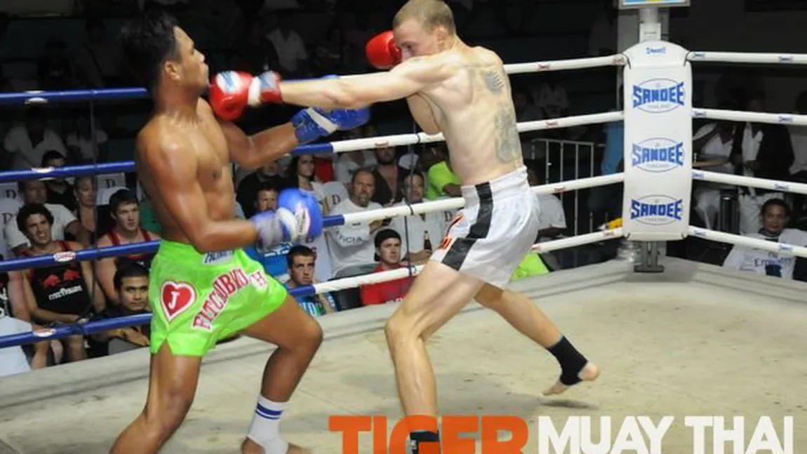 Un luptător de Muay Thai s-a ales cu fruntea găurită după ultimul meci FOTO şi VIDEO