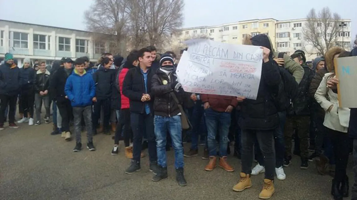 Protest la Colegiul de Marină 