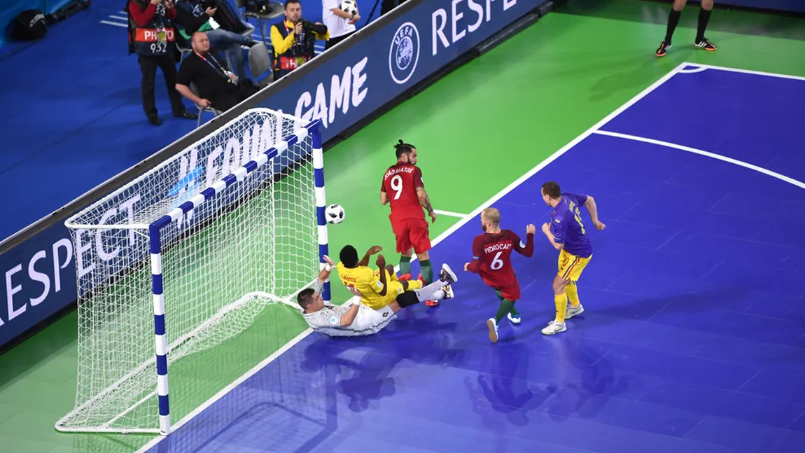 EURO 2018. România, surclasată de Portugalia în primul meci de la Europenele de futsal. Tricolorii au avut trei bare