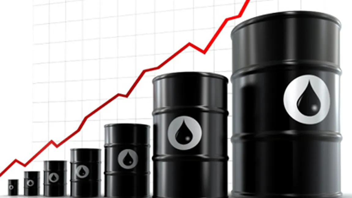 Petrolul urcă la cel mai mare preţ din luna mai din 2015, din cauza producţiei reduse a OPEC