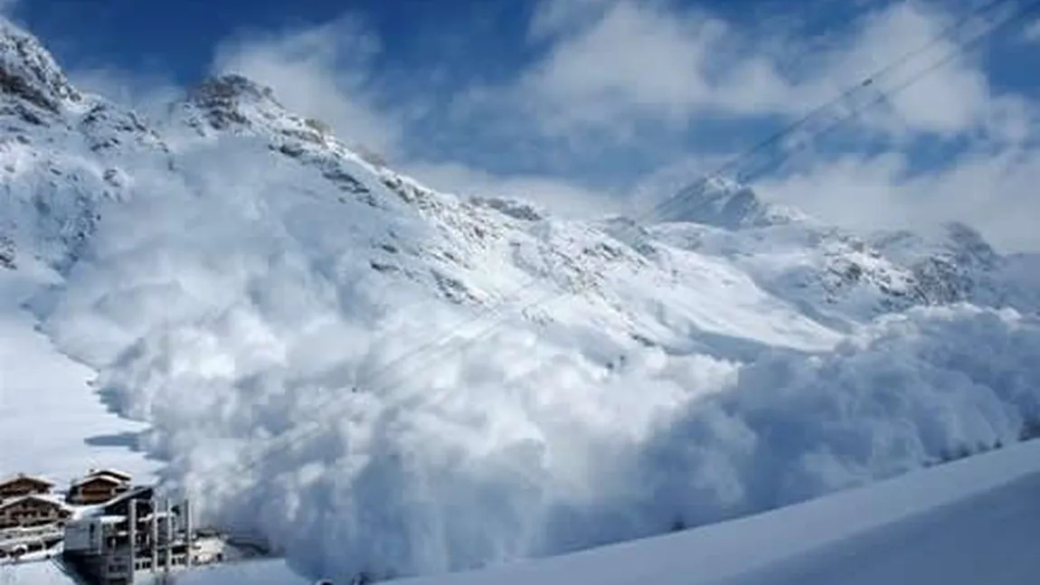 Risc de avalanşe de nivel MAXIM în Alpii francezi după fenomenele extreme din Europa Occidentală