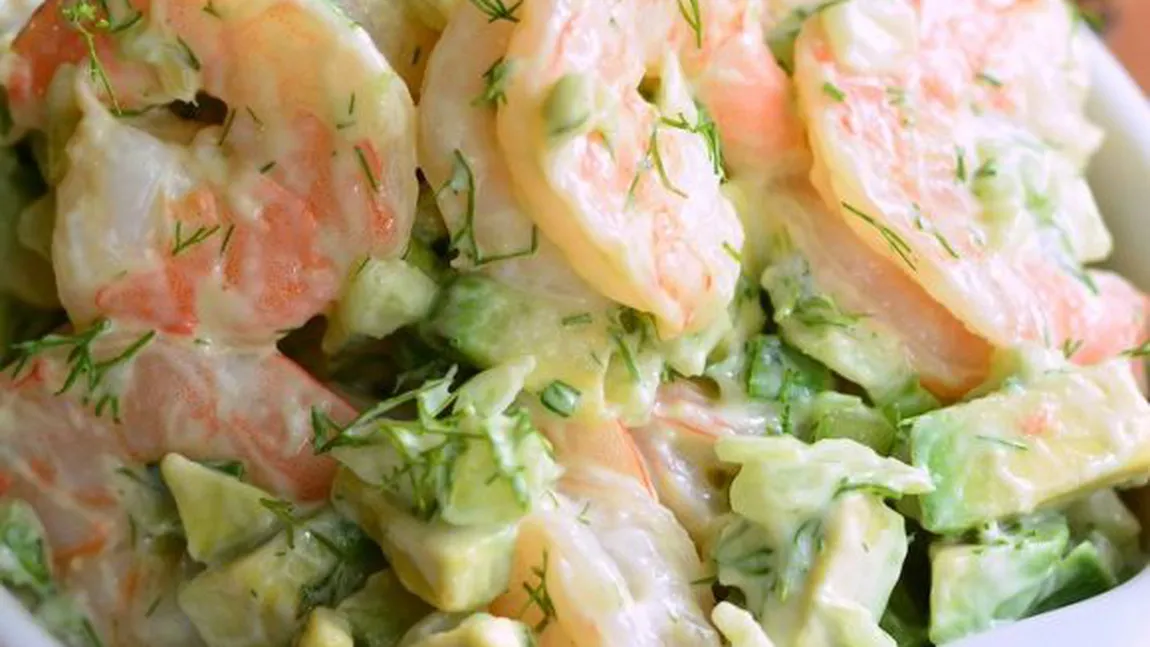 Salată de creveţi cu avocado