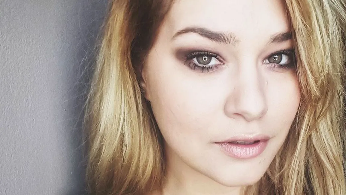 Feli şi-a anulat toate concertele, tatăl ei s-a stins din viaţă