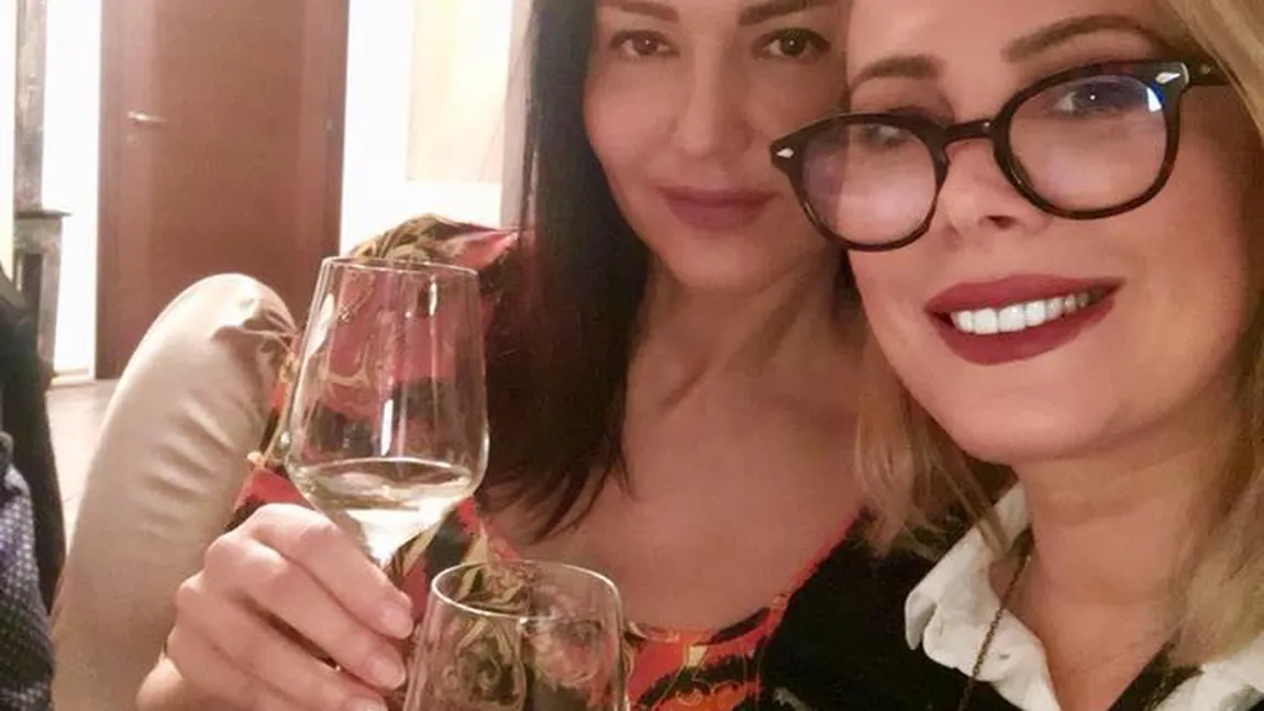 Dana Săvuică a călcat pe bec. Vedeta a fost la o degustare de vin, iar apoi s-a urcat la volan FOTO