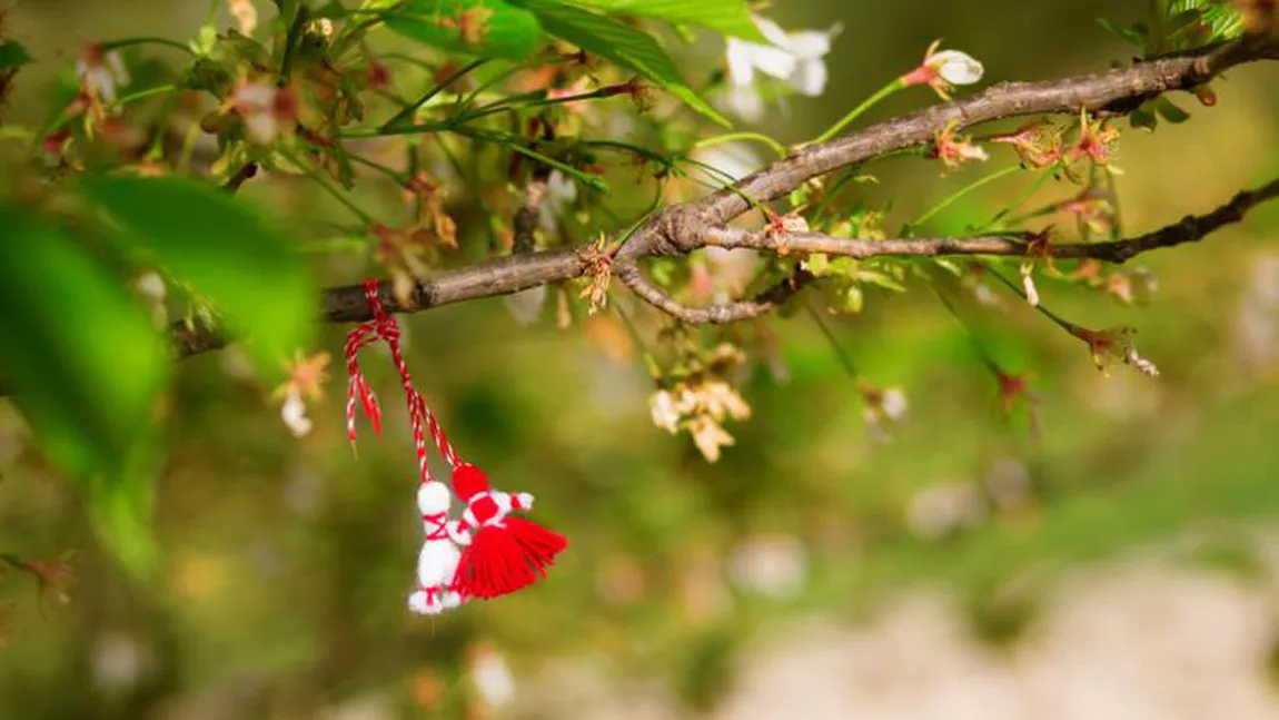 Superstiţii, tradiţii şi obiceiuri de Martisor: De ce nu trebuie să arunci NICIODATĂ ce primeşti de 1 Martie