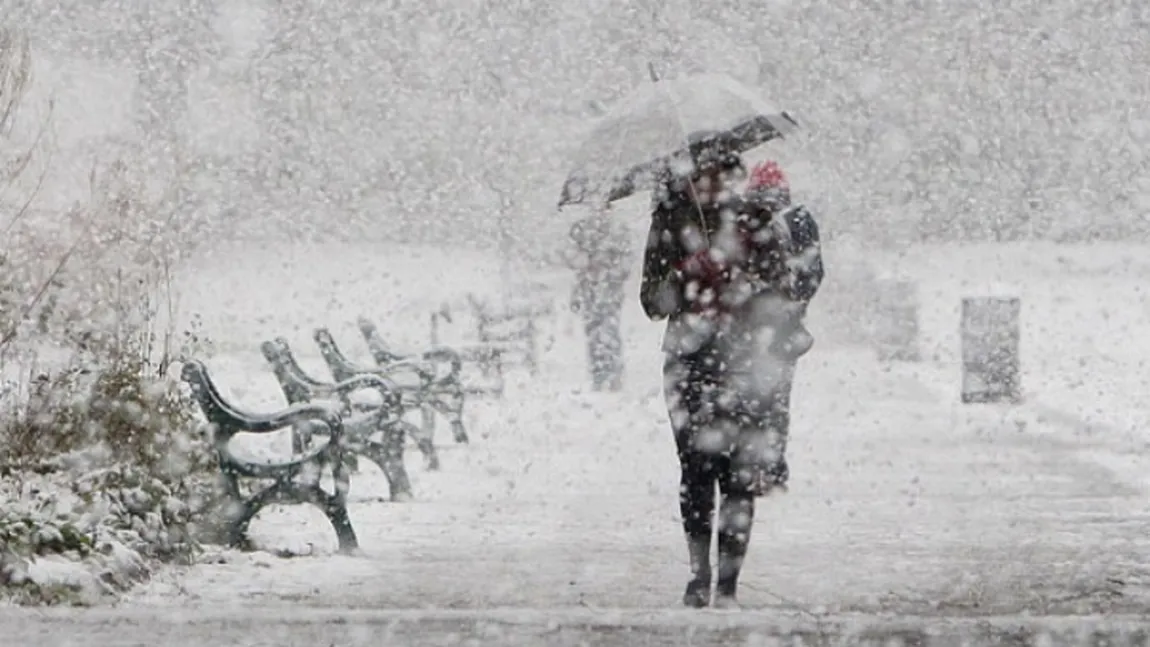 Prognoza meteo weekend. Sâmbătă, temperaturi de până la 20 de grade, duminică vin ninsorile